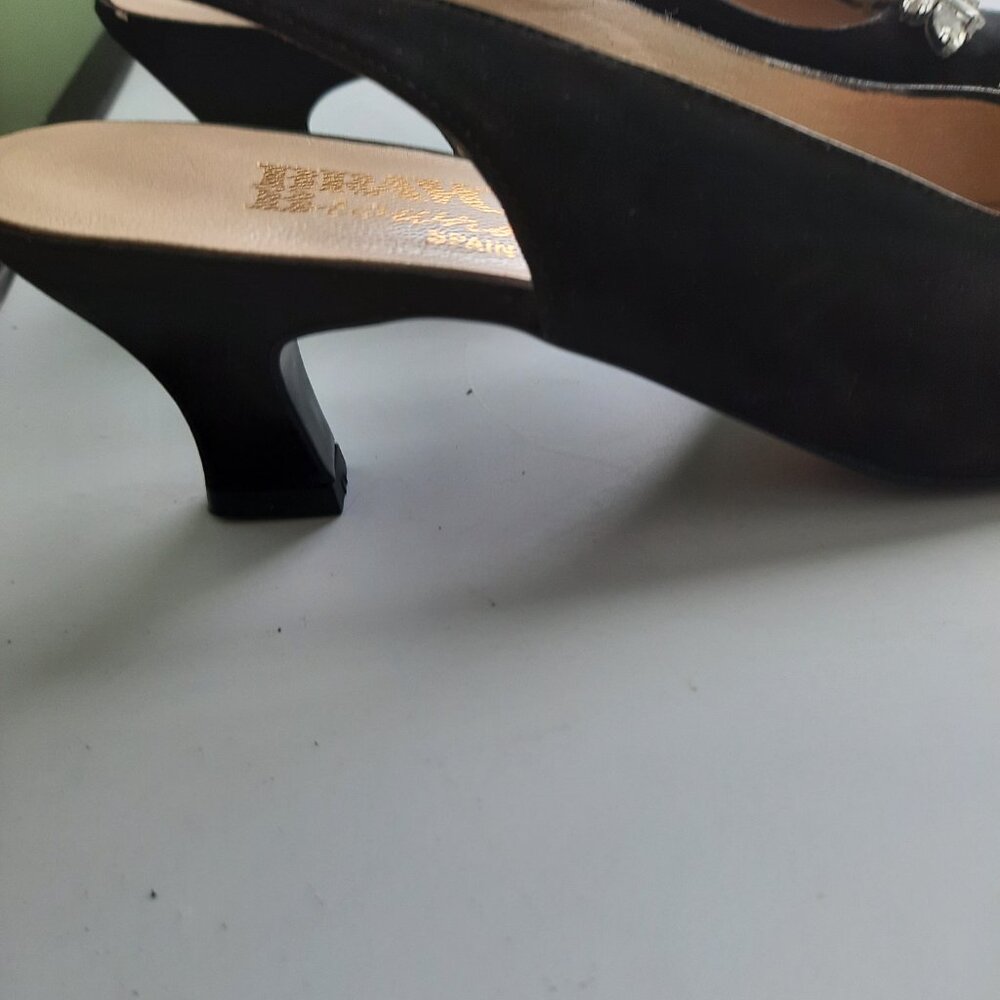 Brand Newleather Suede Sandals - Picture 3 of 5